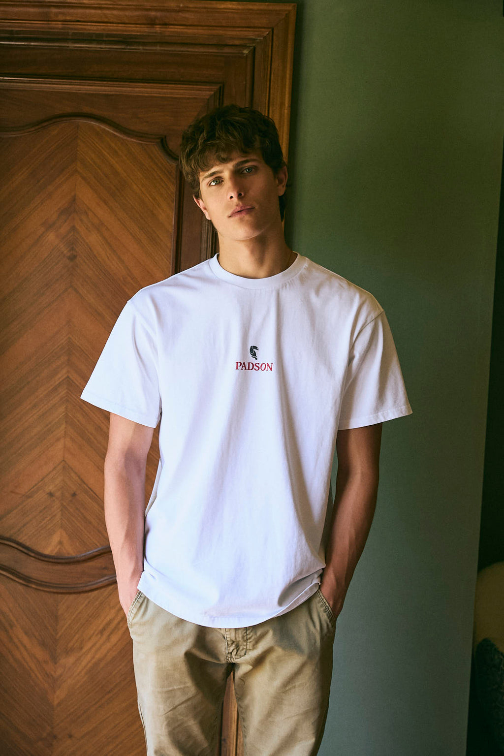 CAMISETA LOGO BLANCO