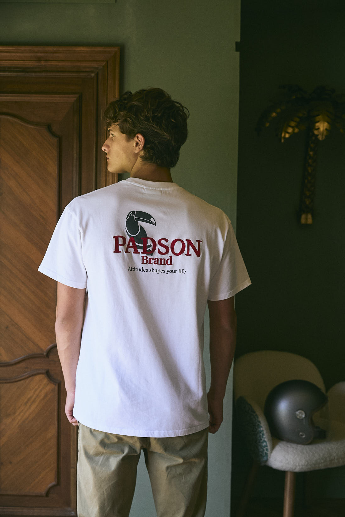 CAMISETA LOGO BLANCO