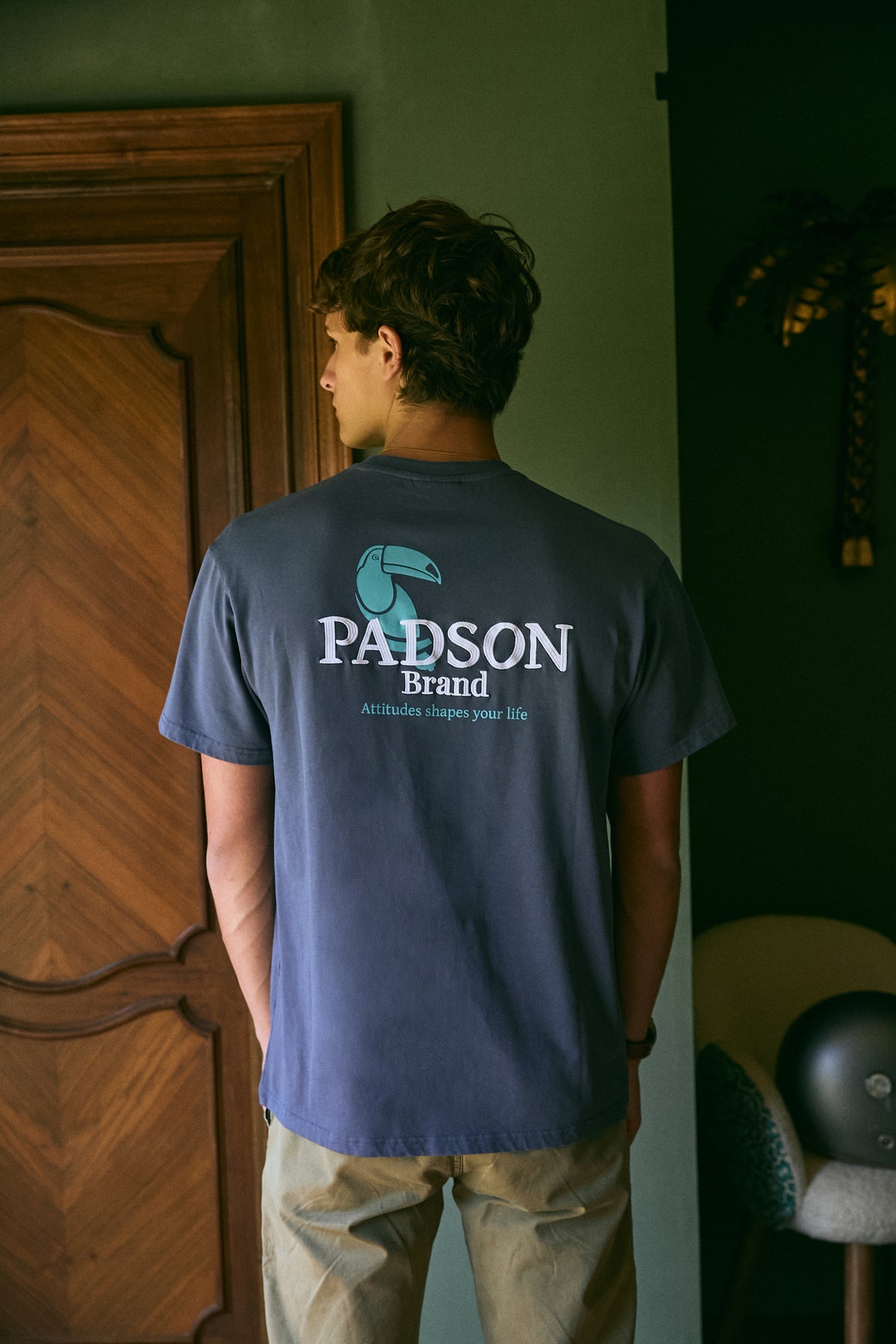 CAMISETA LOGO VERDE