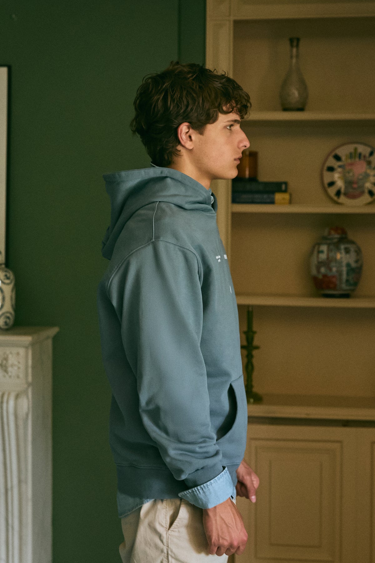 SUDADERA HODDIE LETTERING AZUL