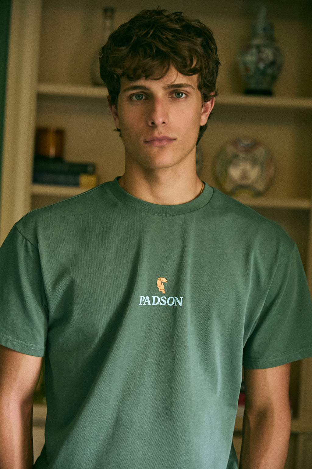 CAMISETA LOGO VERDE