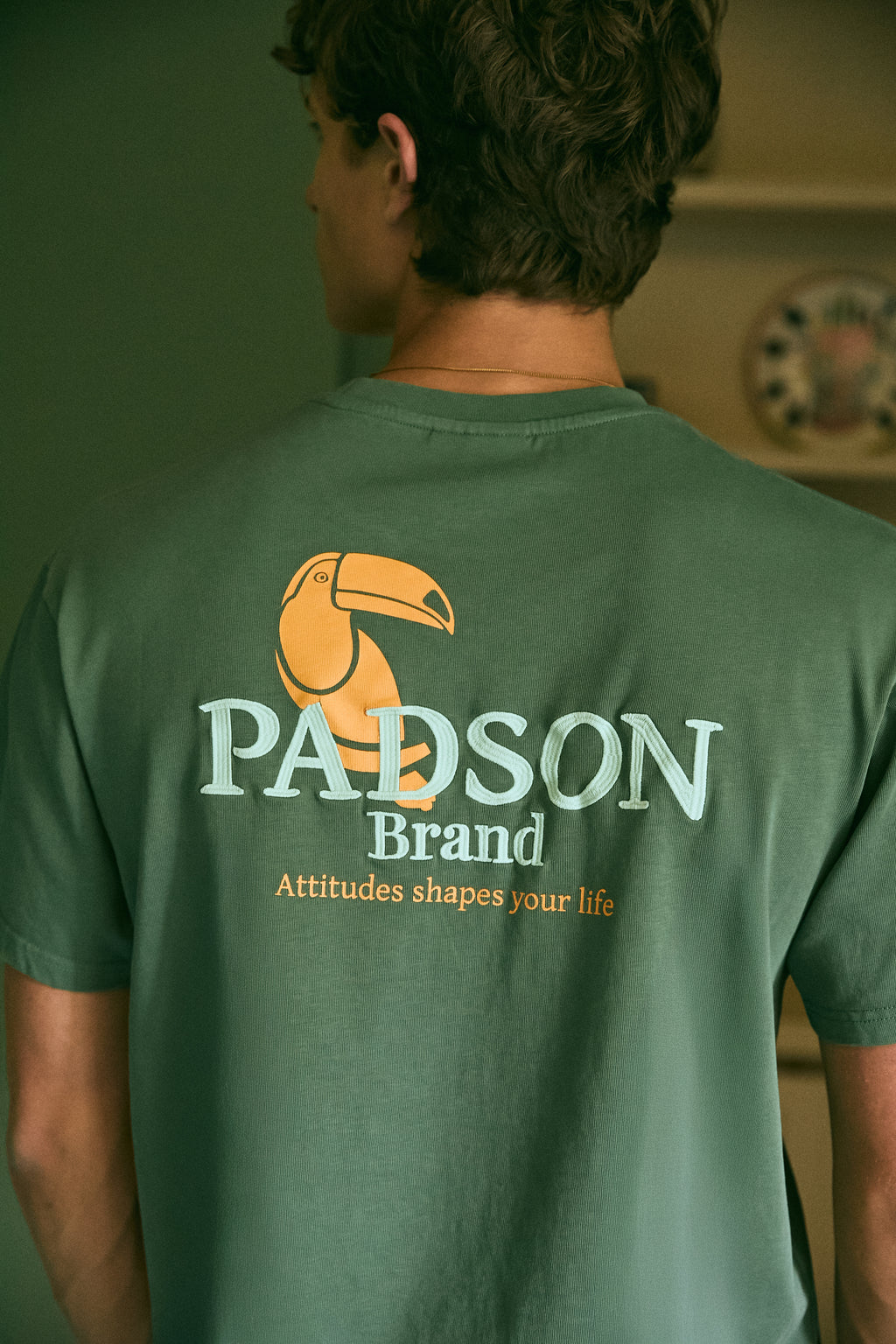 CAMISETA LOGO AZUL GRISACEO